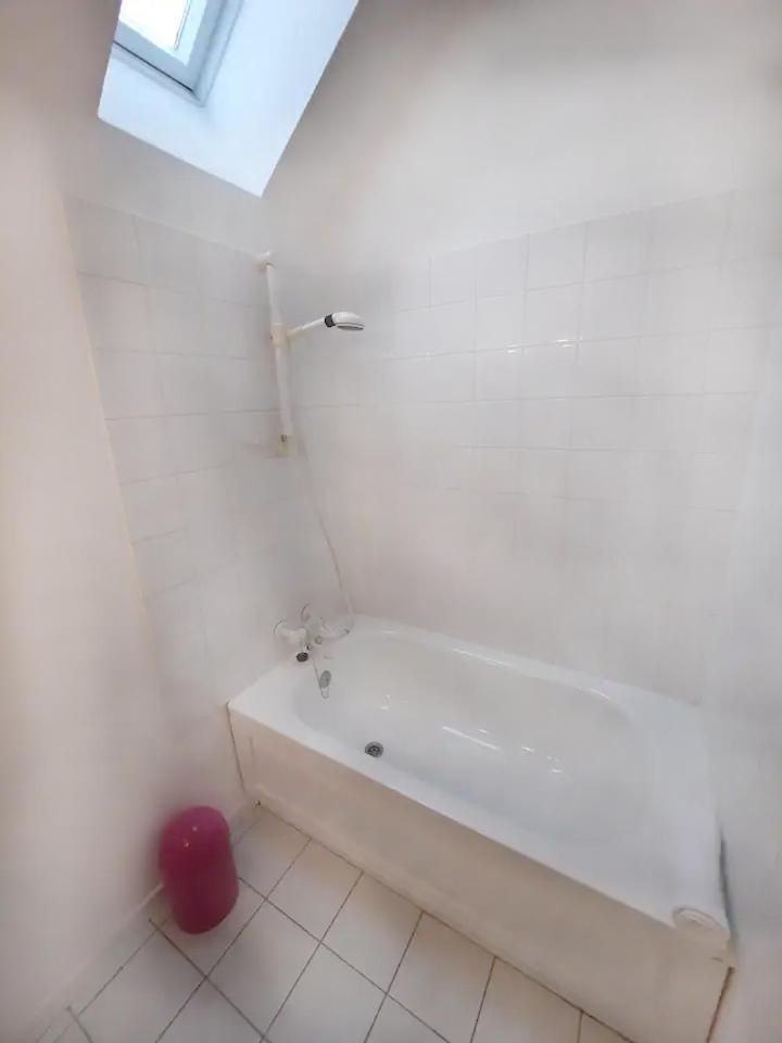 Legrand - 90m2, 6 Prs, 3 Ch, Proche Gare Appartement *